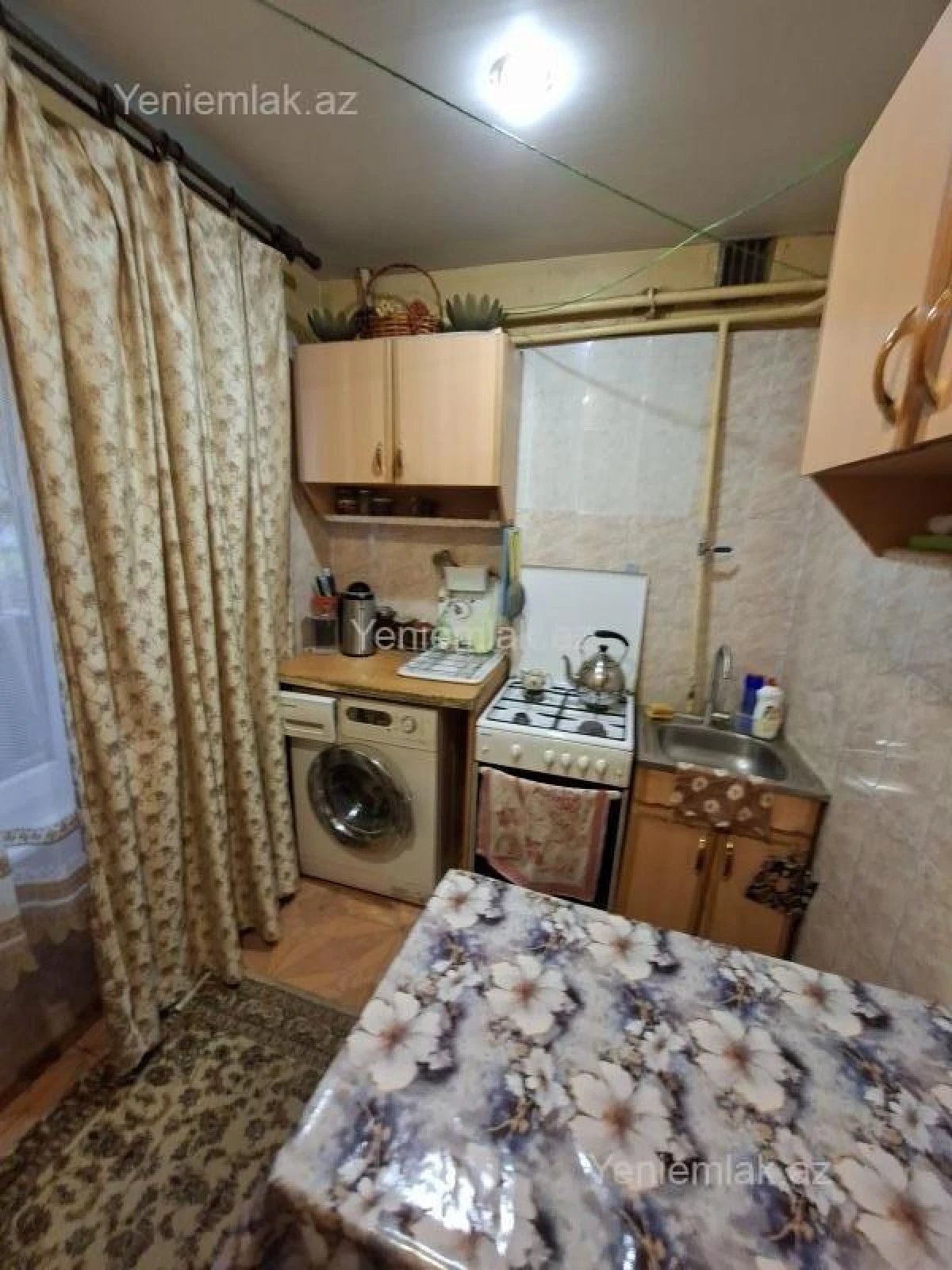 Satılır 1 otaqlı köhnə tikili 35 m²