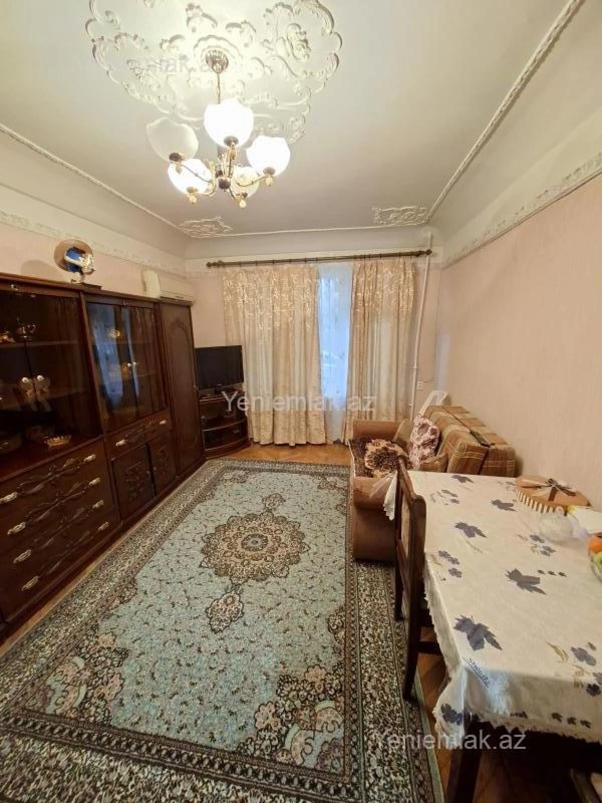 Satılır 1 otaqlı köhnə tikili 35 m²