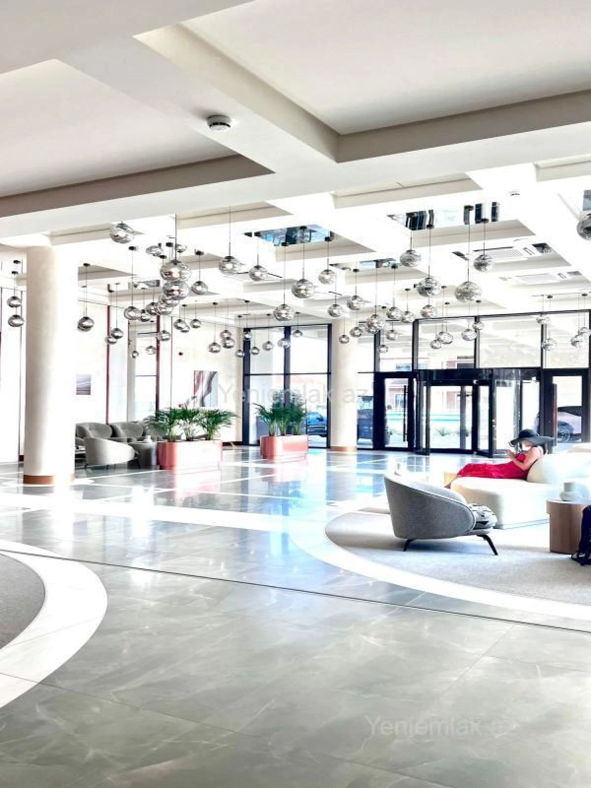 Satılır 2 otaqlı yeni tikili 74 m²