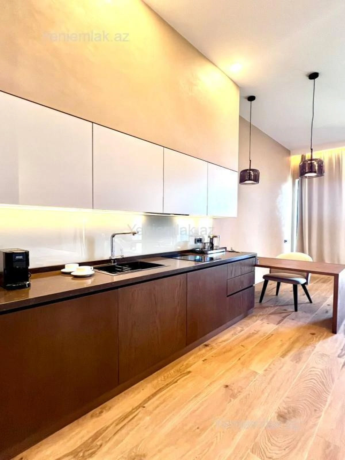 Satılır 2 otaqlı yeni tikili 74 m²