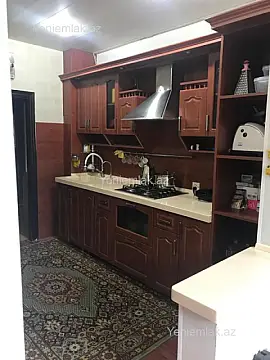 Satılır 5 otaqlı köhnə tikili 100 m² — Bakı, Xətai 5 otaq 100.00 m²