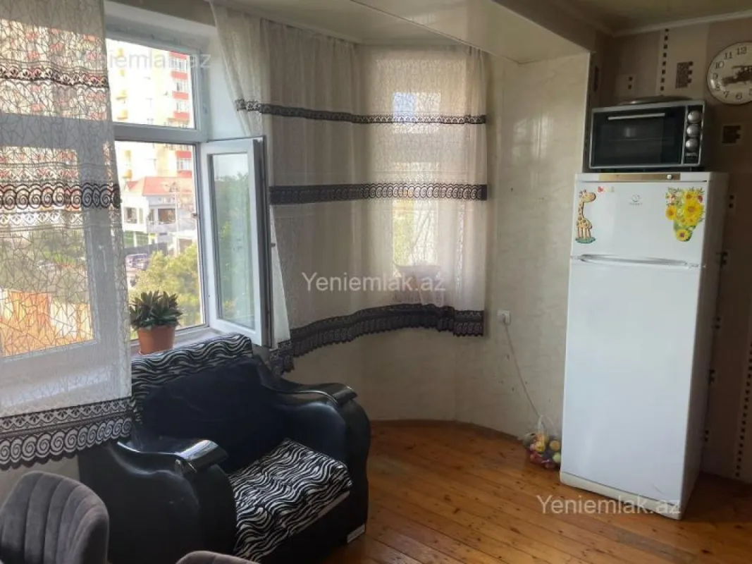 Satılır 2 otaqlı yeni tikili 70 m²