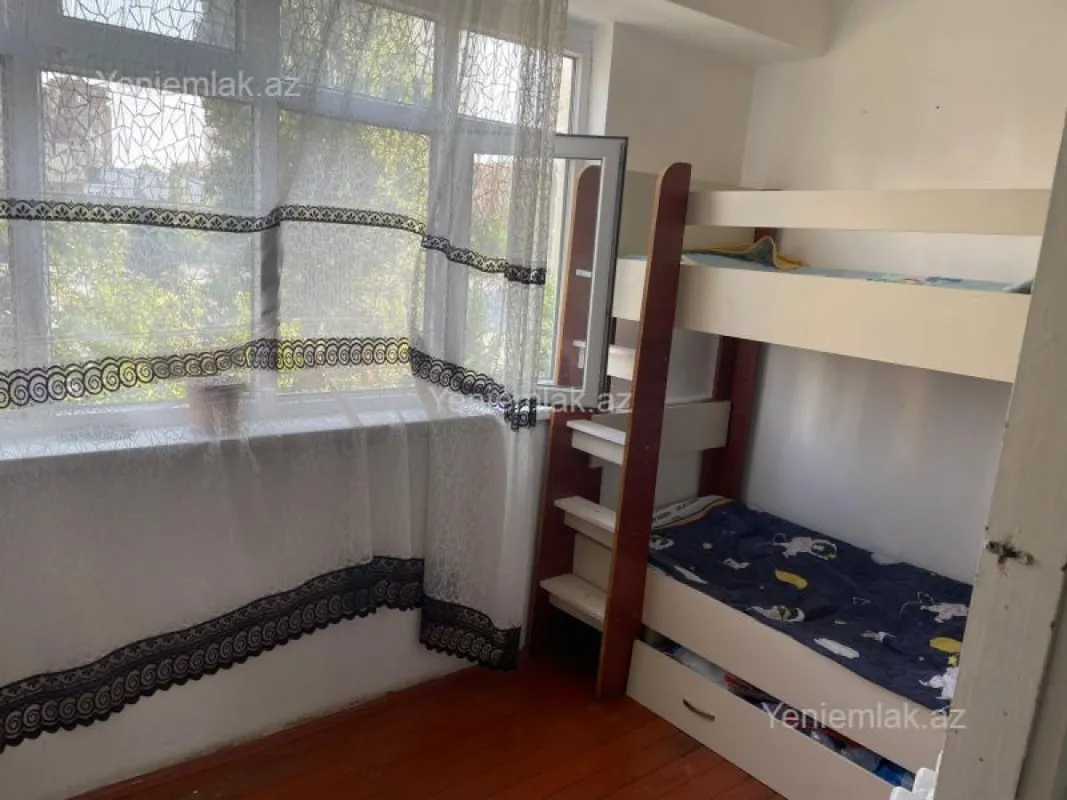 Satılır 2 otaqlı yeni tikili 70 m²