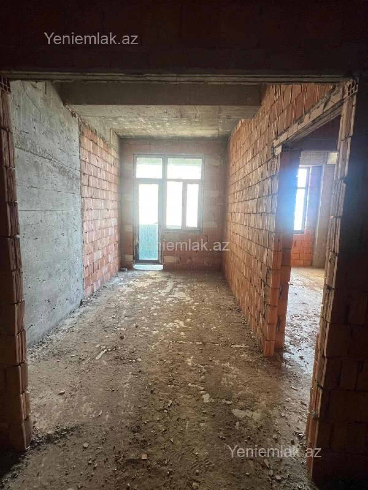 Satılır 2 otaqlı yeni tikili 77 m²