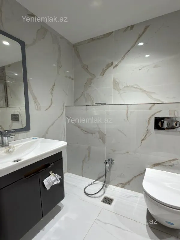 Satılır 4 otaqlı yeni tikili 124 m²