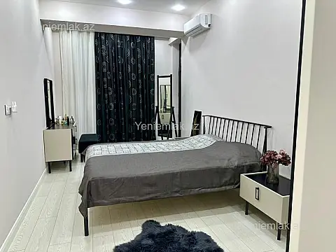 Satılır 3 otaqlı yeni tikili 105 m²