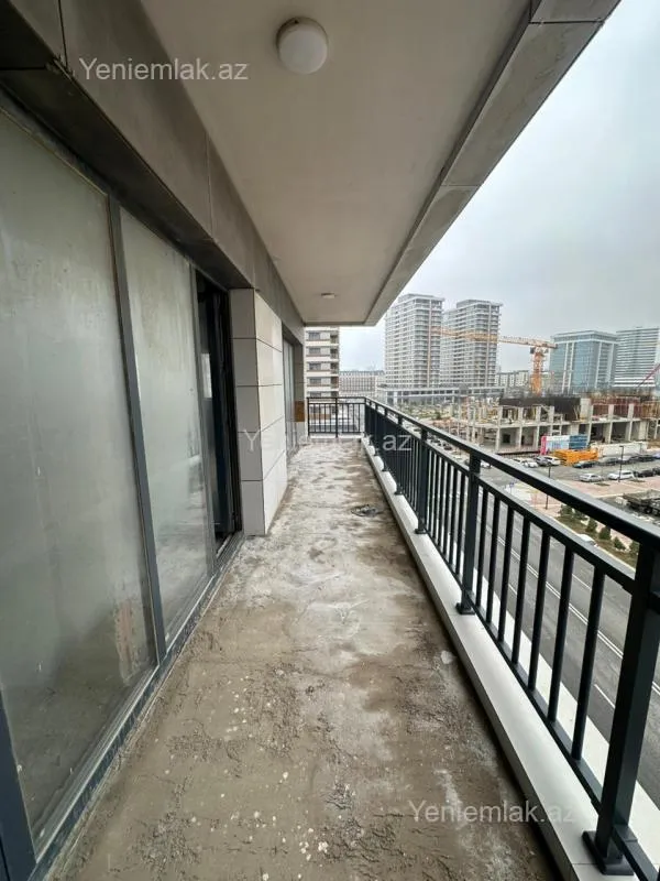 Satılır 3 otaqlı yeni tikili 163 m²