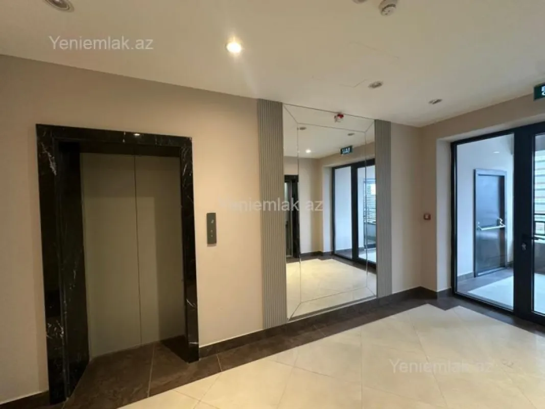 Satılır 3 otaqlı yeni tikili 163 m²