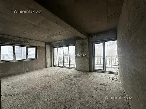 Satılır 3 otaqlı yeni tikili 163 m²