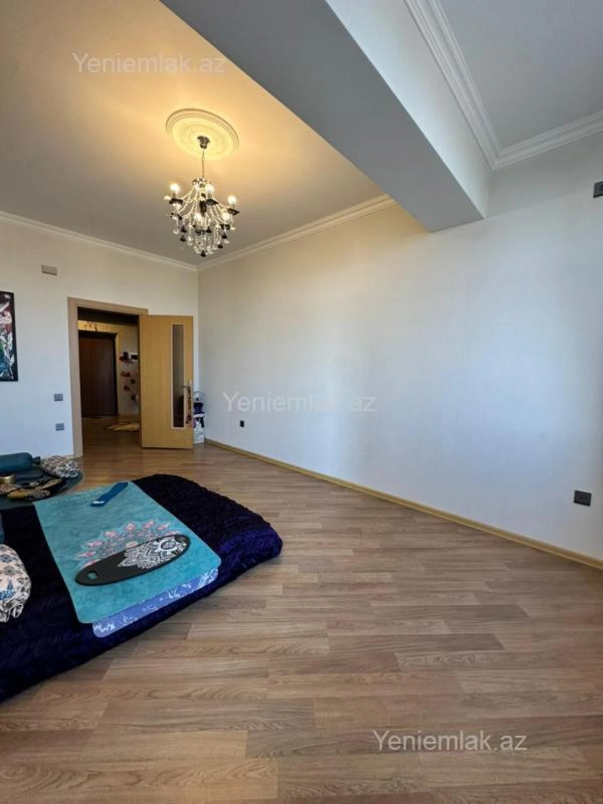 Satılır 2 otaqlı yeni tikili 81.5 m²