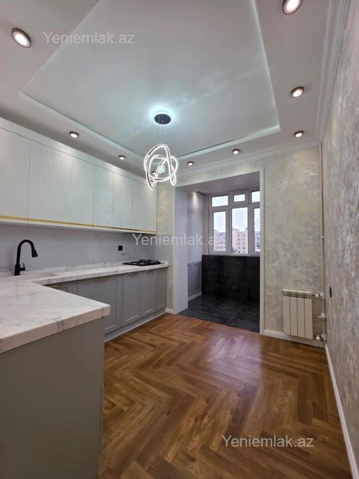 Satılır 3 otaqlı köhnə tikili 80 m²