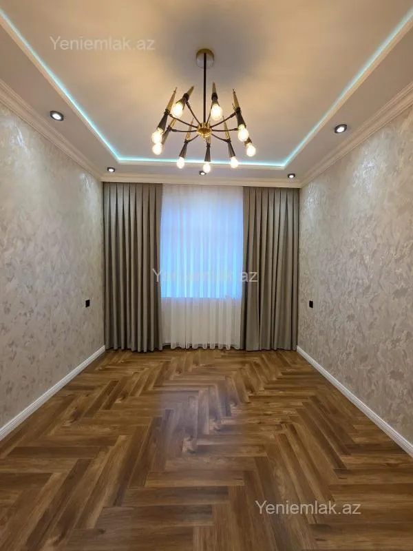 Satılır 3 otaqlı köhnə tikili 80 m²