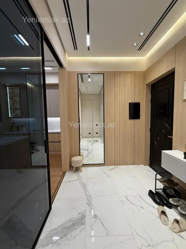 Satılır 2 otaqlı yeni tikili 100 m²