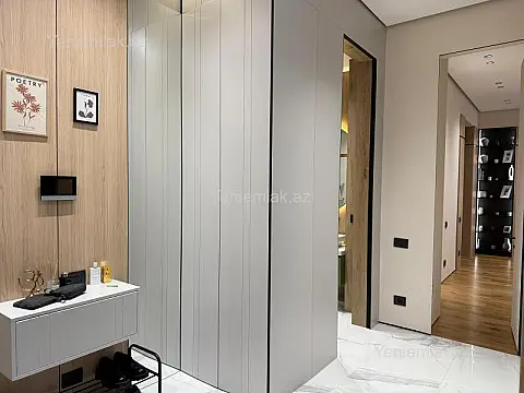 Satılır 2 otaqlı yeni tikili 100 m²