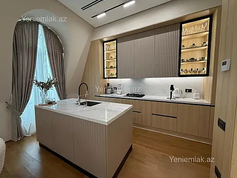 Satılır 2 otaqlı yeni tikili 100 m²