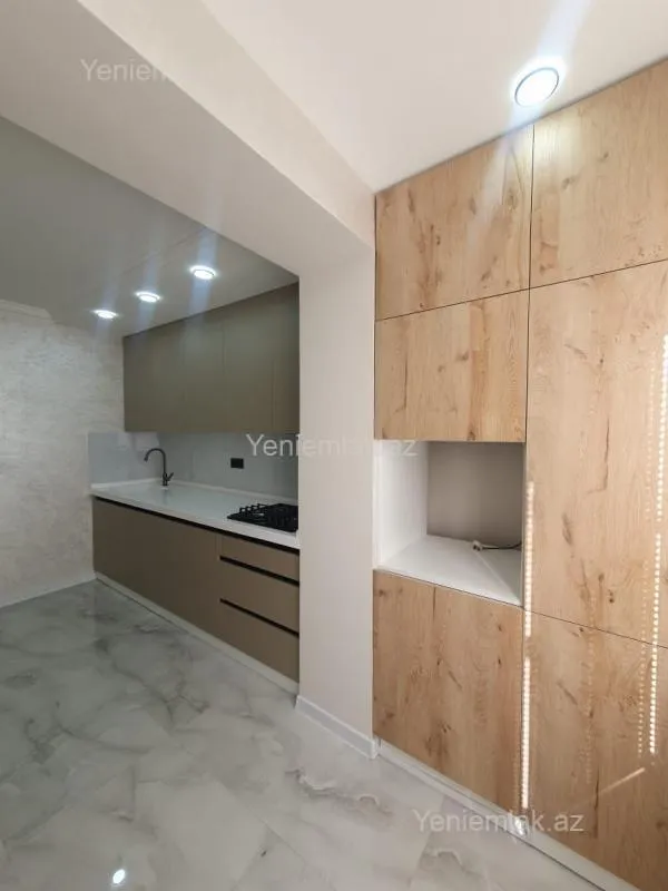 Satılır 3 otaqlı köhnə tikili 79 m²