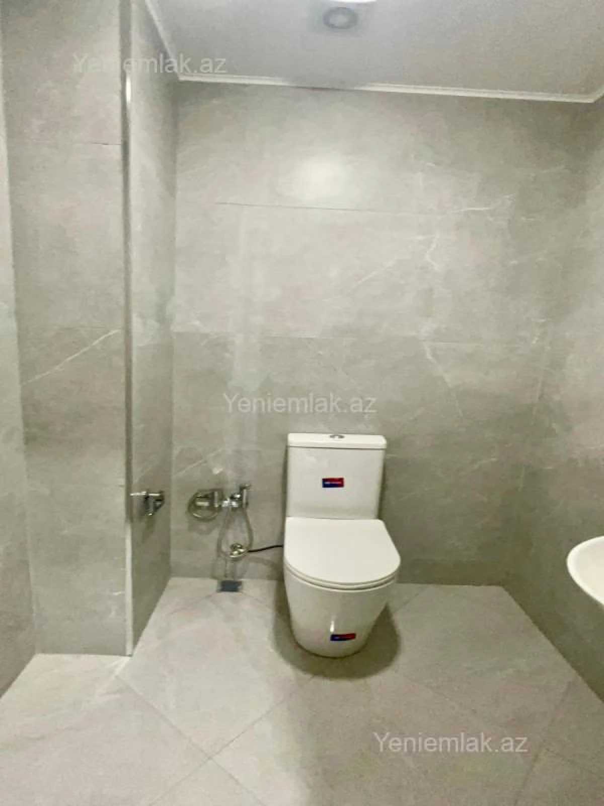 Satılır 2 otaqlı yeni tikili 65 m²