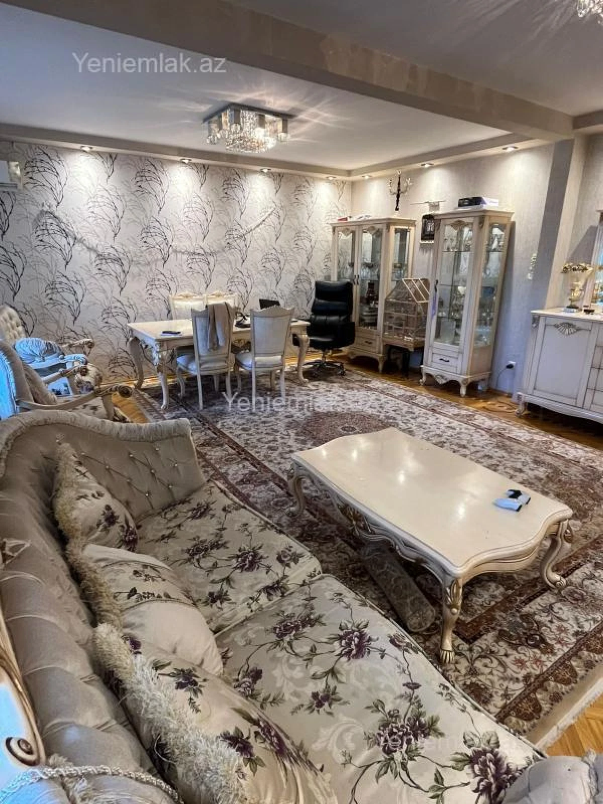 Satılır 5 otaqlı köhnə tikili 116 m²