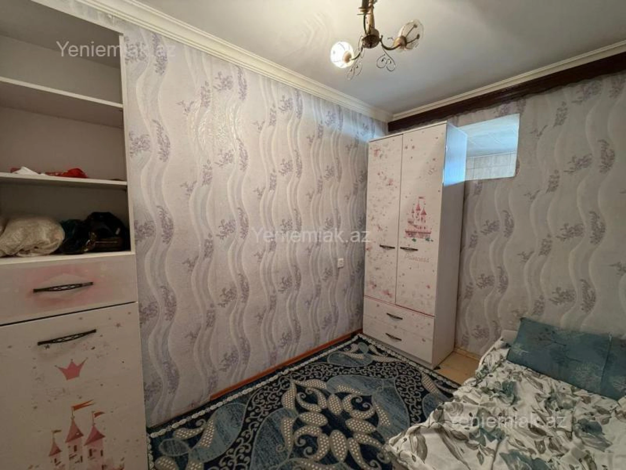 Satılır 4 otaqlı köhnə tikili 80 m²