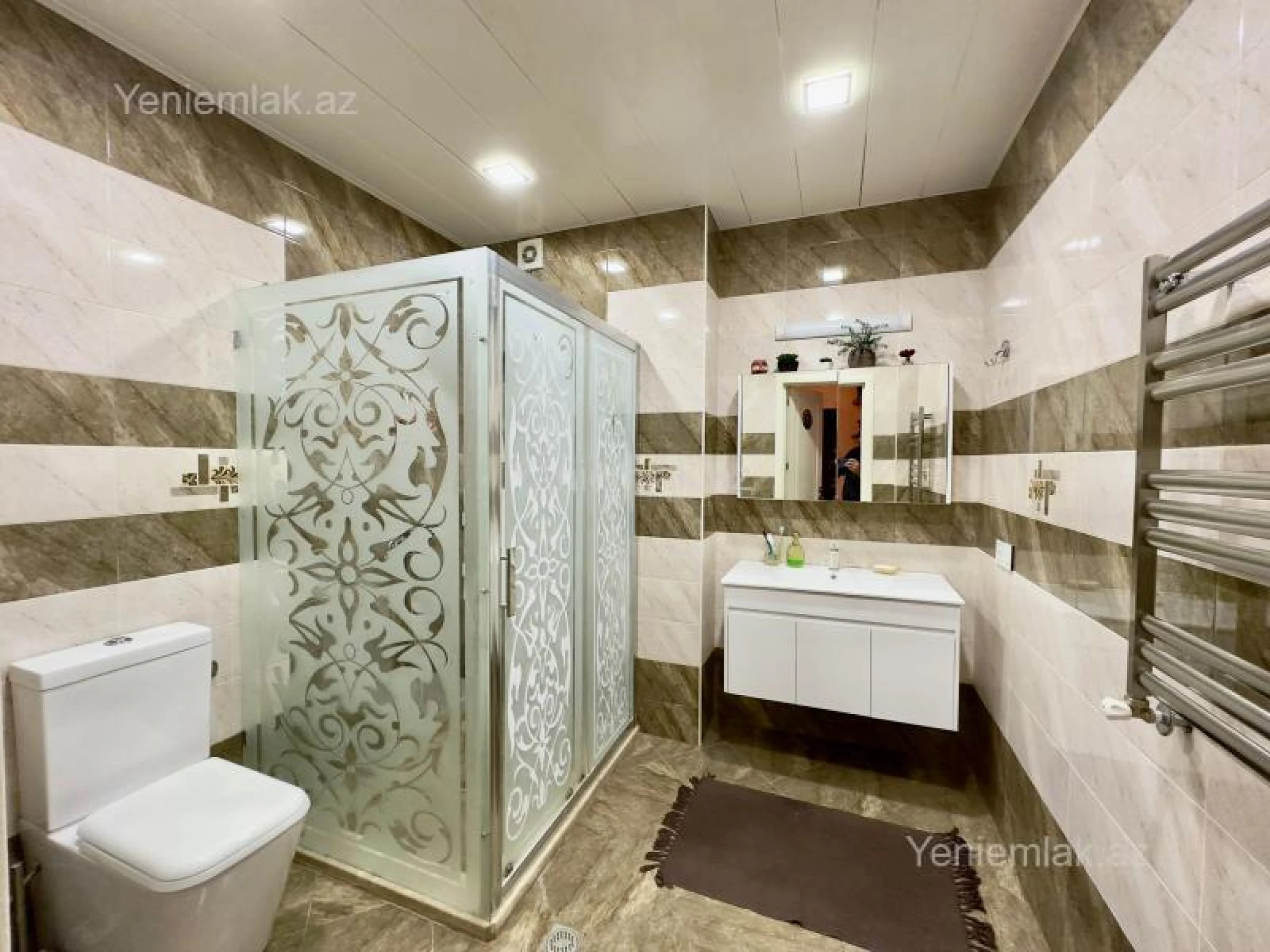 Satılır 3 otaqlı yeni tikili 137 m²