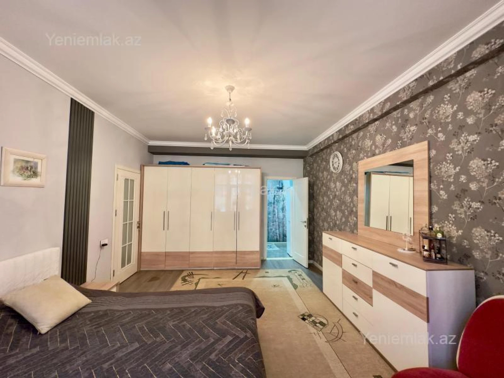 Satılır 3 otaqlı yeni tikili 137 m²