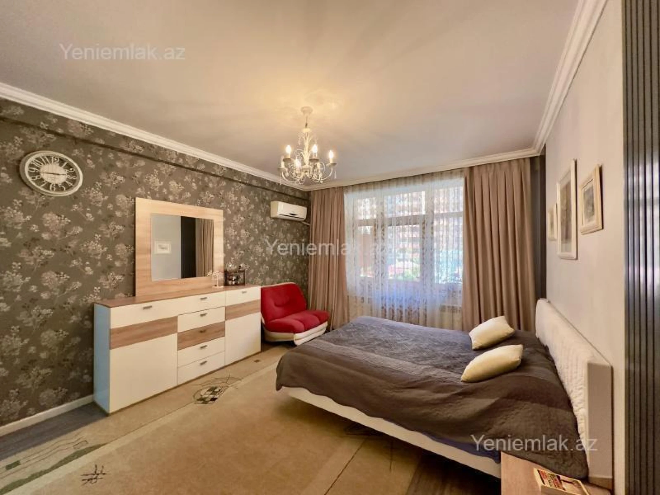 Satılır 3 otaqlı yeni tikili 137 m²