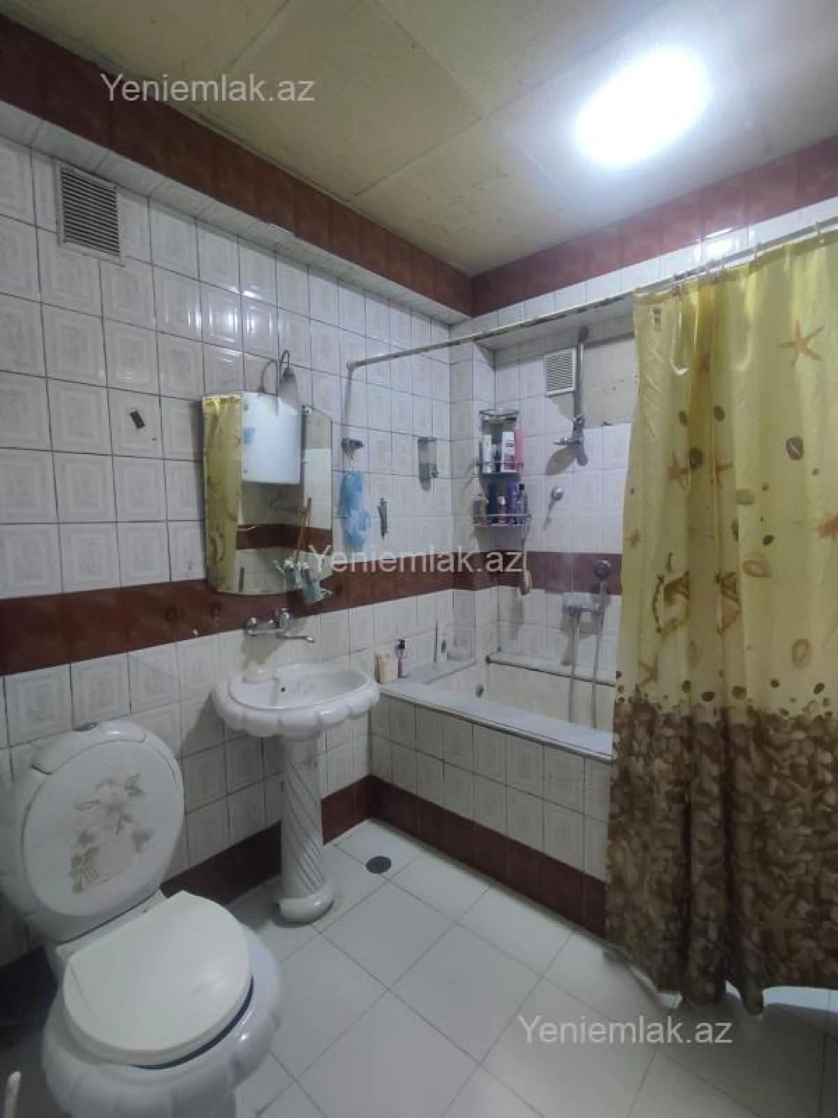 Satılır 3 otaqlı köhnə tikili 80 m²