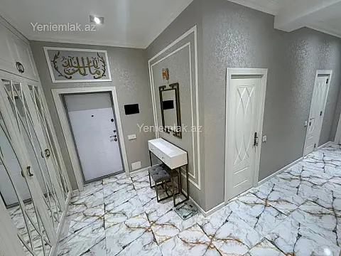 Satılır 4 otaqlı yeni tikili 135 m²