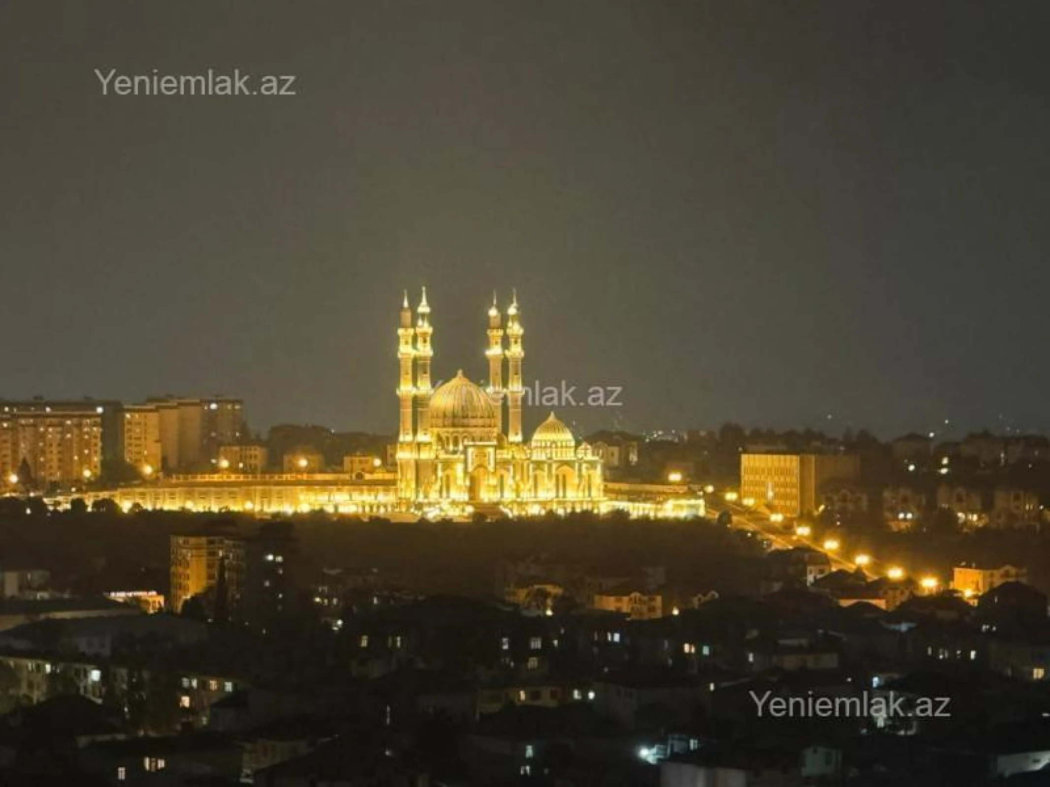 Satılır 4 otaqlı yeni tikili 135 m²