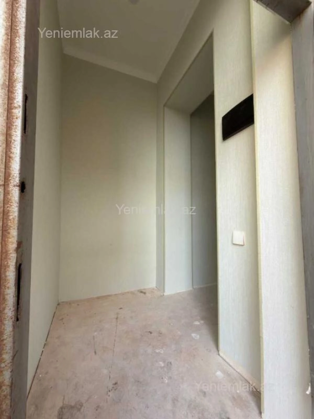 Satılır 3 otaqlı köhnə tikili 85 m²