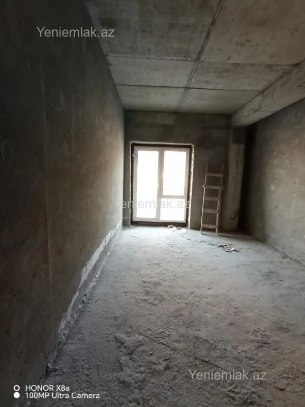 Satılır 5 otaqlı yeni tikili 203 m²