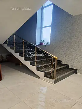 Satılır 5 otaqlı həyət evi 150 m²