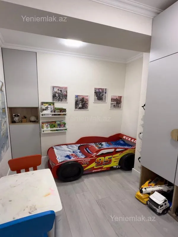 Satılır 3 otaqlı yeni tikili 96 m²