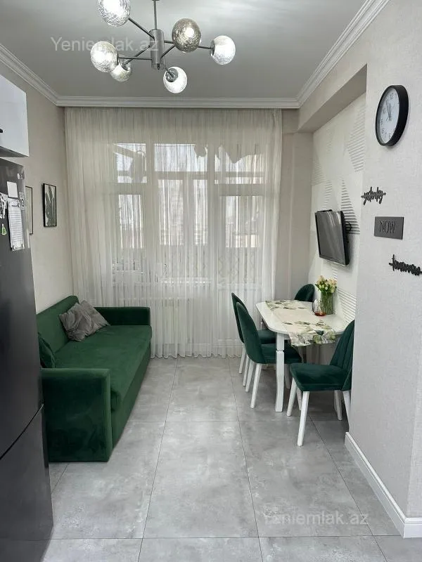 Satılır 3 otaqlı yeni tikili 96 m²