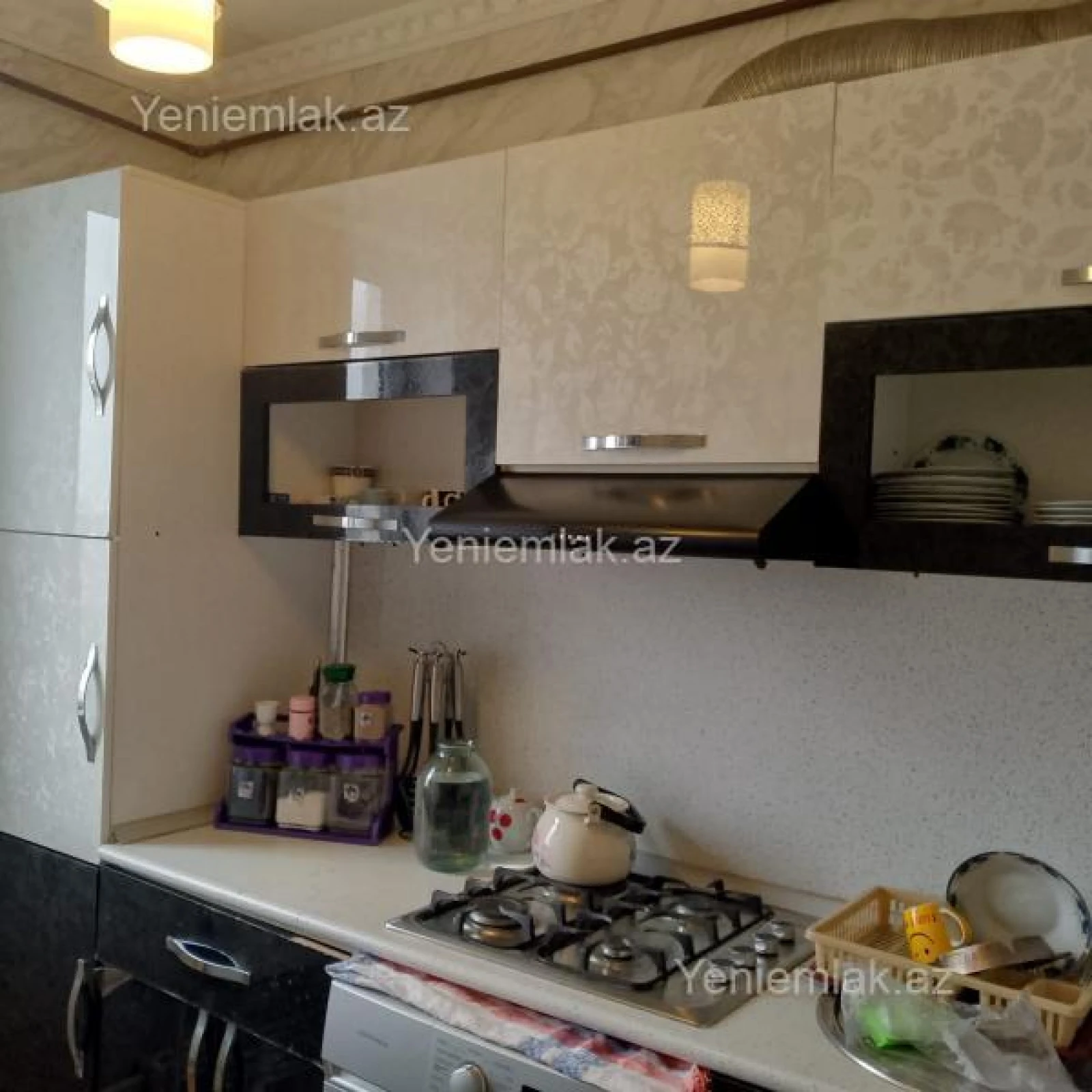Satılır 2 otaqlı köhnə tikili 57 m²
