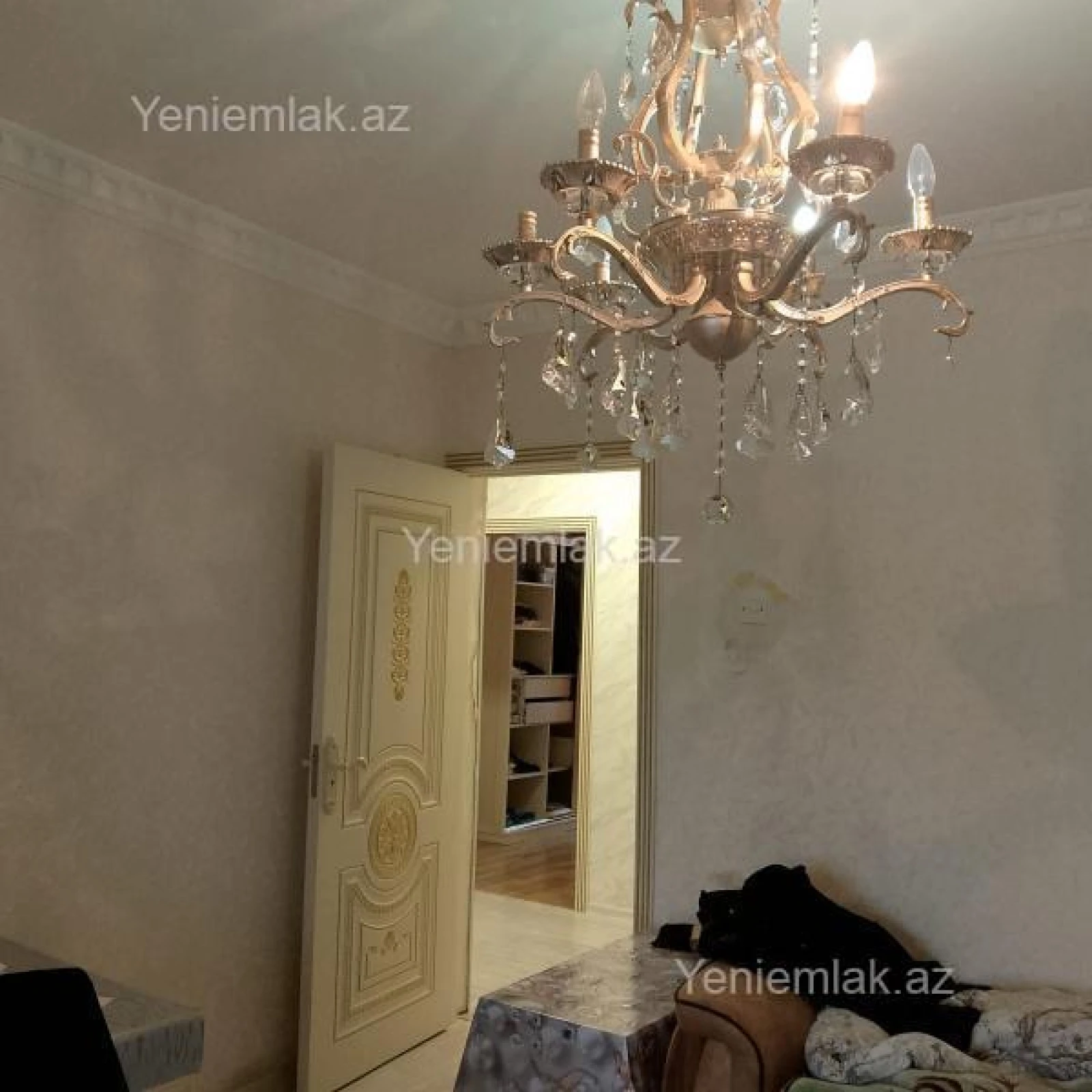 Satılır 2 otaqlı köhnə tikili 57 m²