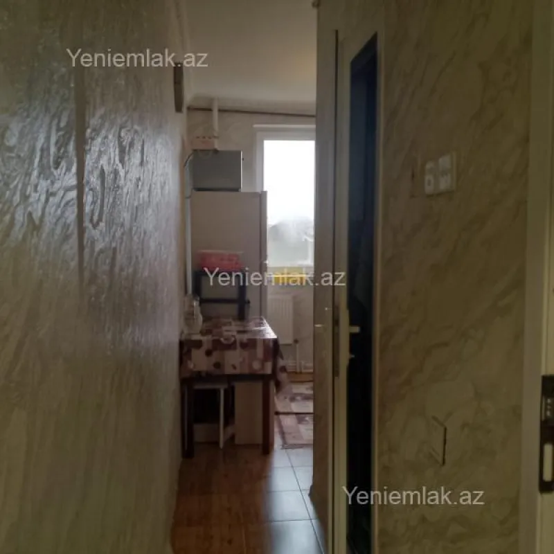 Satılır 2 otaqlı köhnə tikili 57 m²