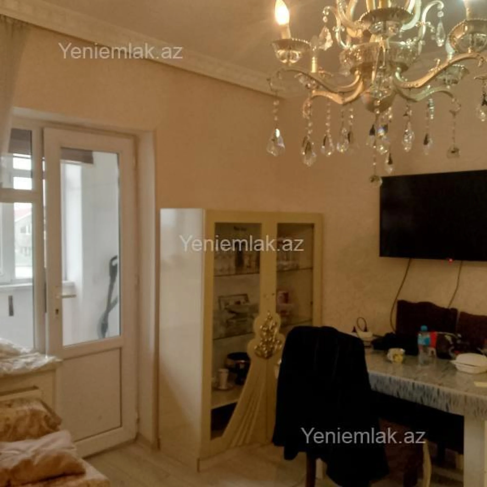 Satılır 2 otaqlı köhnə tikili 57 m²