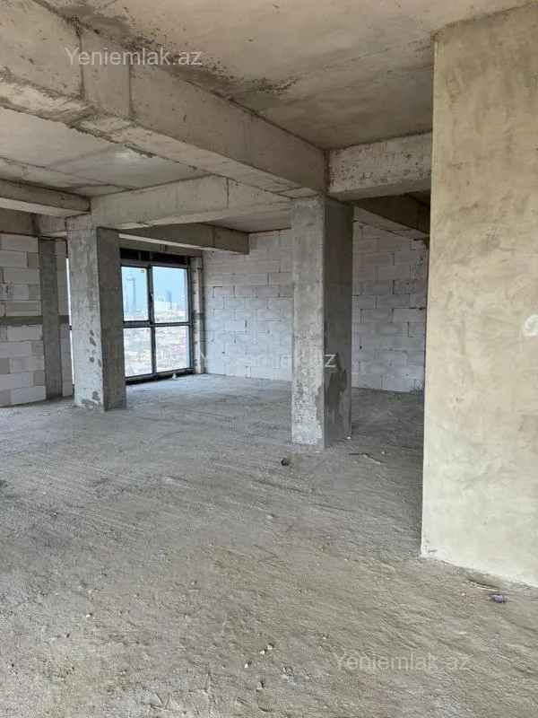 Satılır 3 otaqlı yeni tikili 127 m²