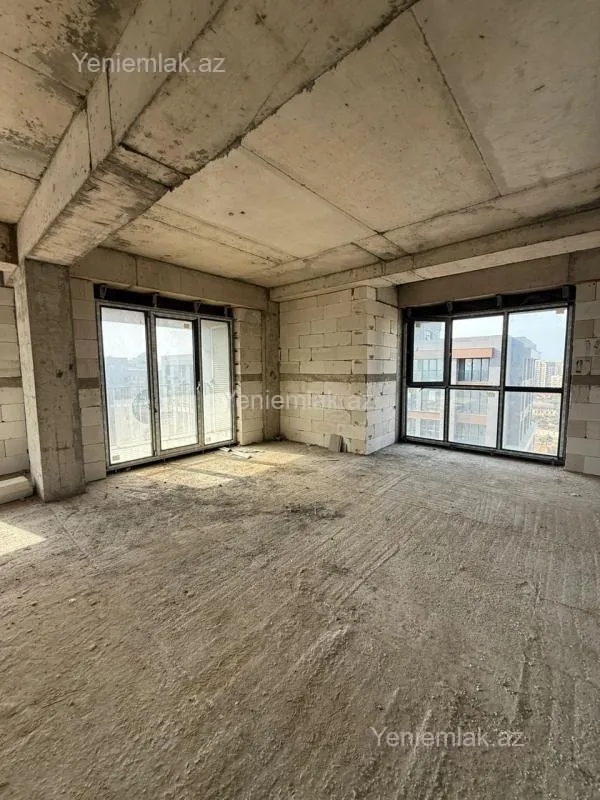 Satılır 3 otaqlı yeni tikili 127 m²