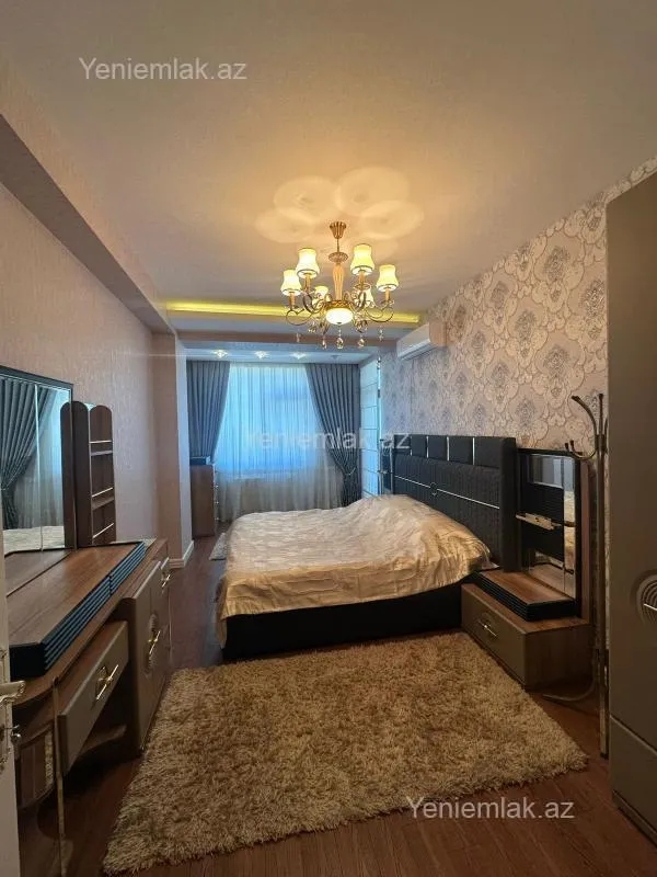 Satılır 5 otaqlı yeni tikili 175 m²