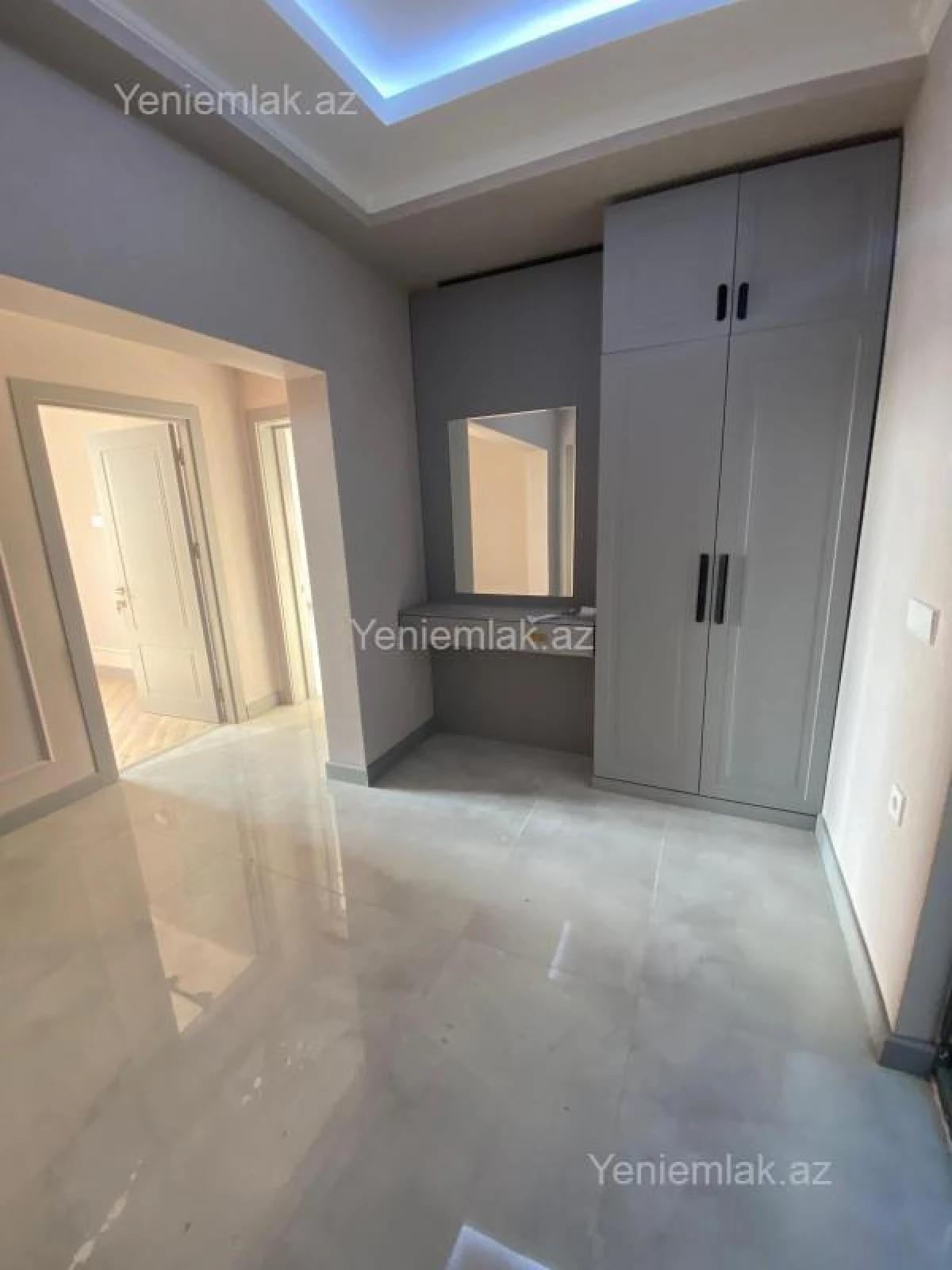 Satılır 2 otaqlı yeni tikili 65 m²