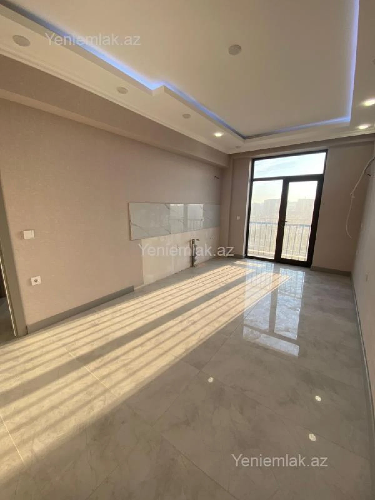 Satılır 2 otaqlı yeni tikili 65 m²
