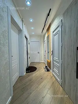 Satılır 2 otaqlı köhnə tikili 65 m²