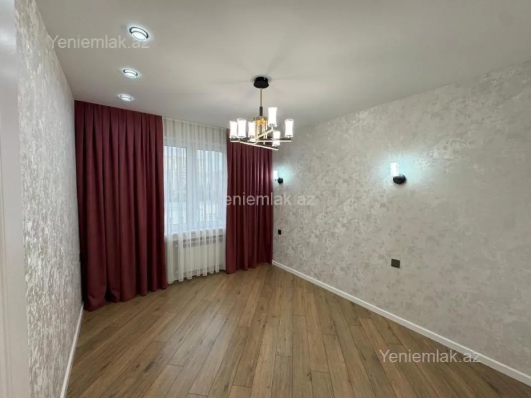 Satılır 2 otaqlı köhnə tikili 65 m²