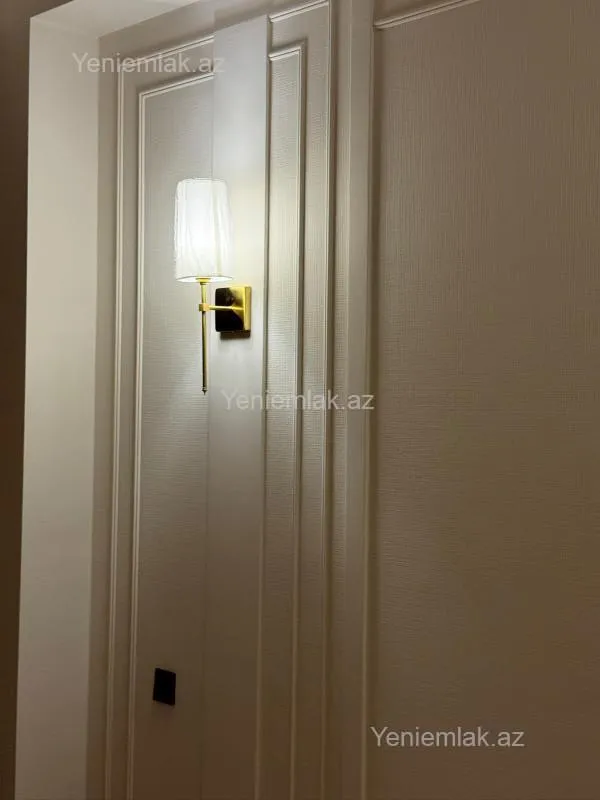 Satılır 3 otaqlı yeni tikili 100 m²