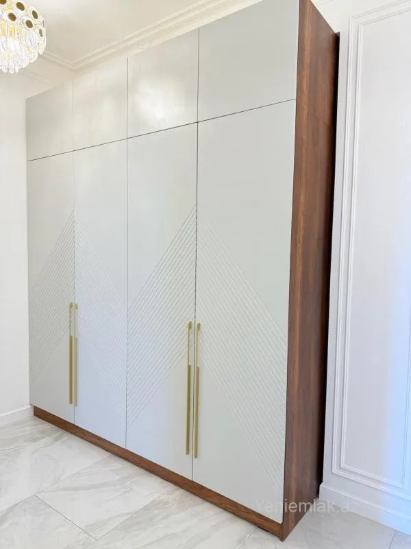 Satılır 3 otaqlı yeni tikili 100 m²