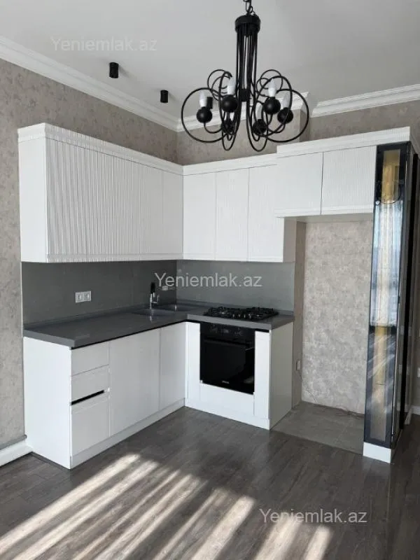 Satılır 2 otaqlı yeni tikili 61 m²