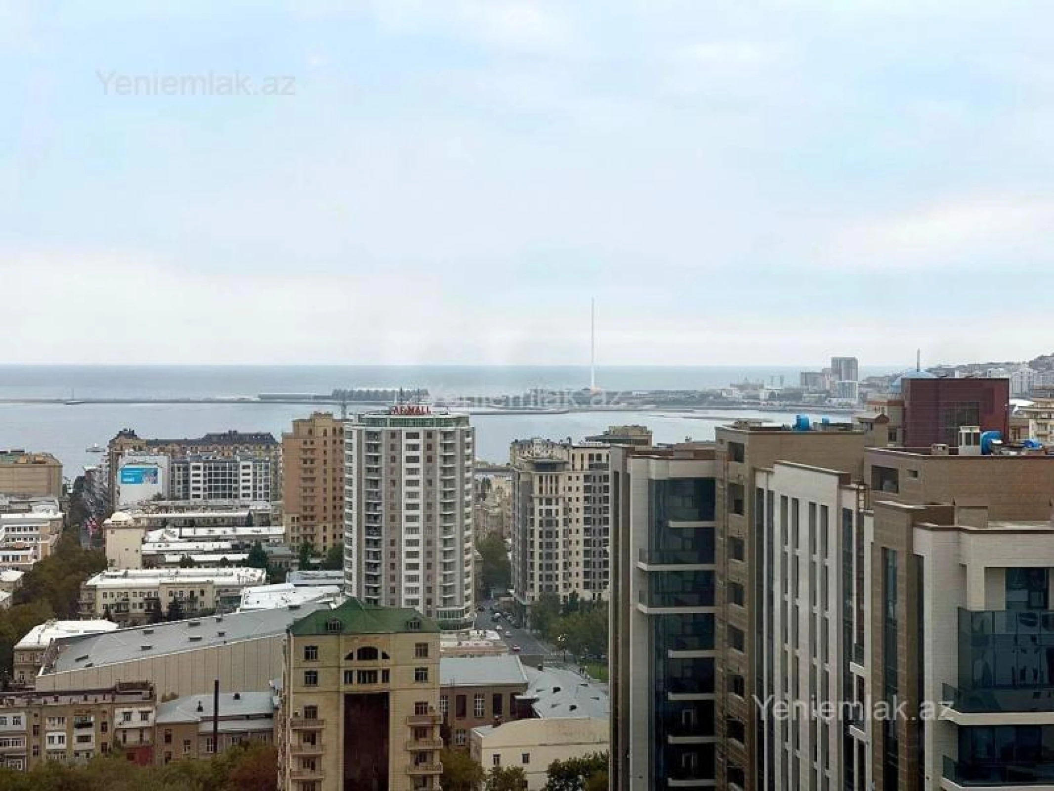 Satılır 4 otaqlı yeni tikili 225 m²