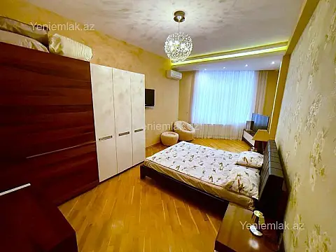 Satılır 4 otaqlı yeni tikili 225 m²